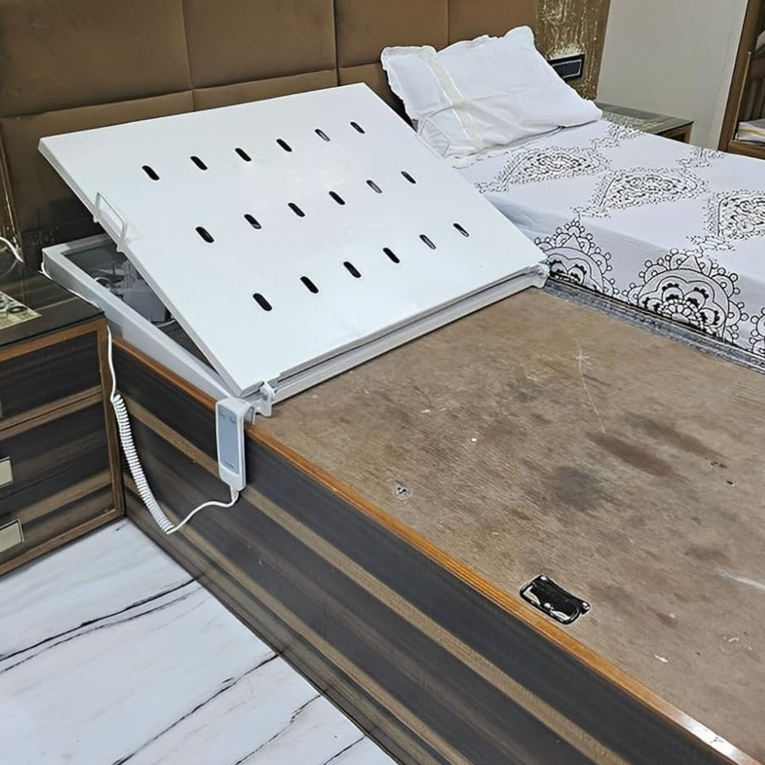 Cinema Slider Recliner Bed